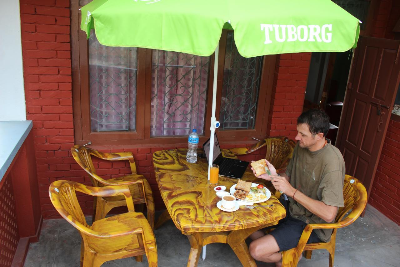 Travellers Dorm Bed & Breakfast Catmandu Exterior foto