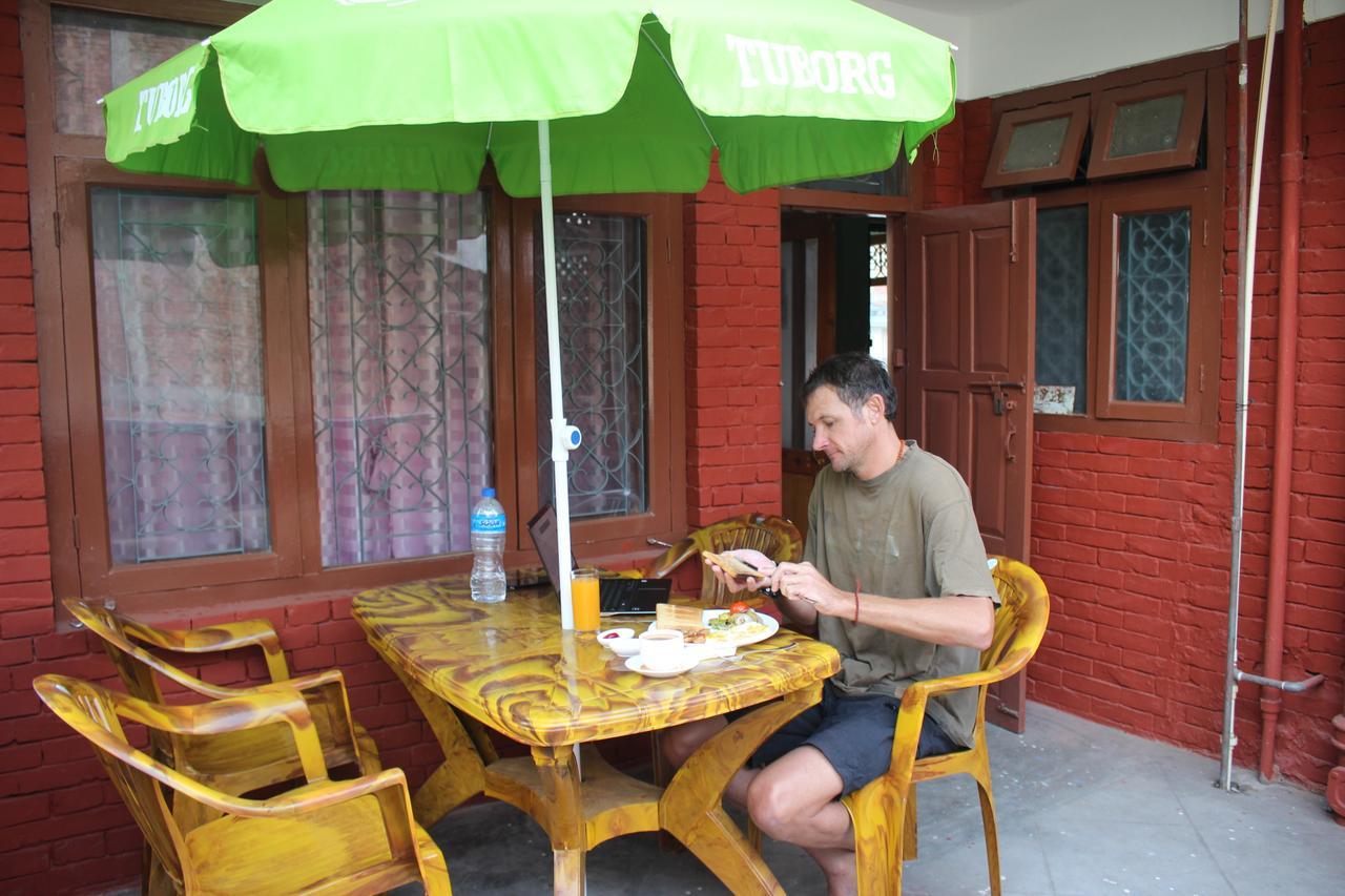 Travellers Dorm Bed & Breakfast Catmandu Exterior foto