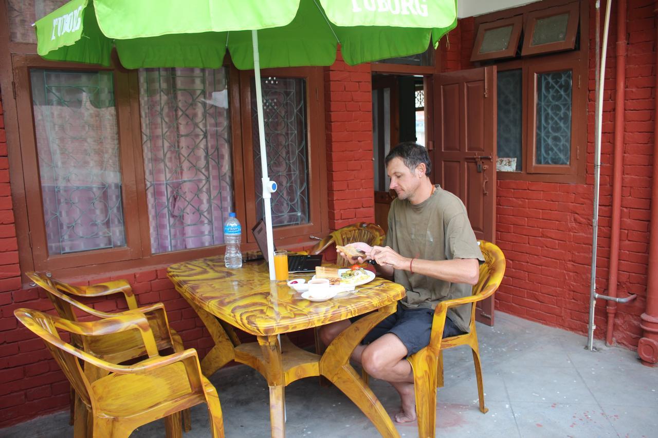 Travellers Dorm Bed & Breakfast Catmandu Exterior foto